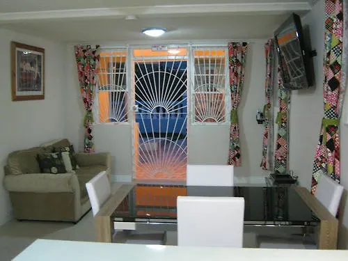 מלון Mangrove Princess Apartment